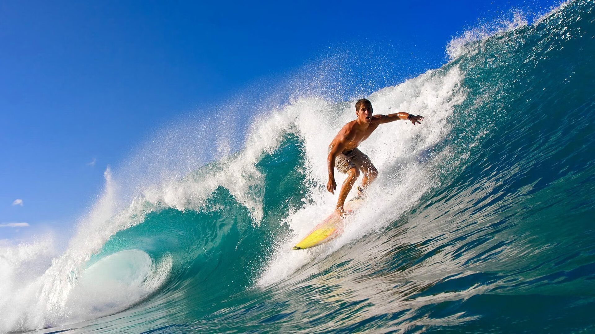 穆古鲁扎重要时刻重返赛场，TES带队取胜！比赛高潮迭起
