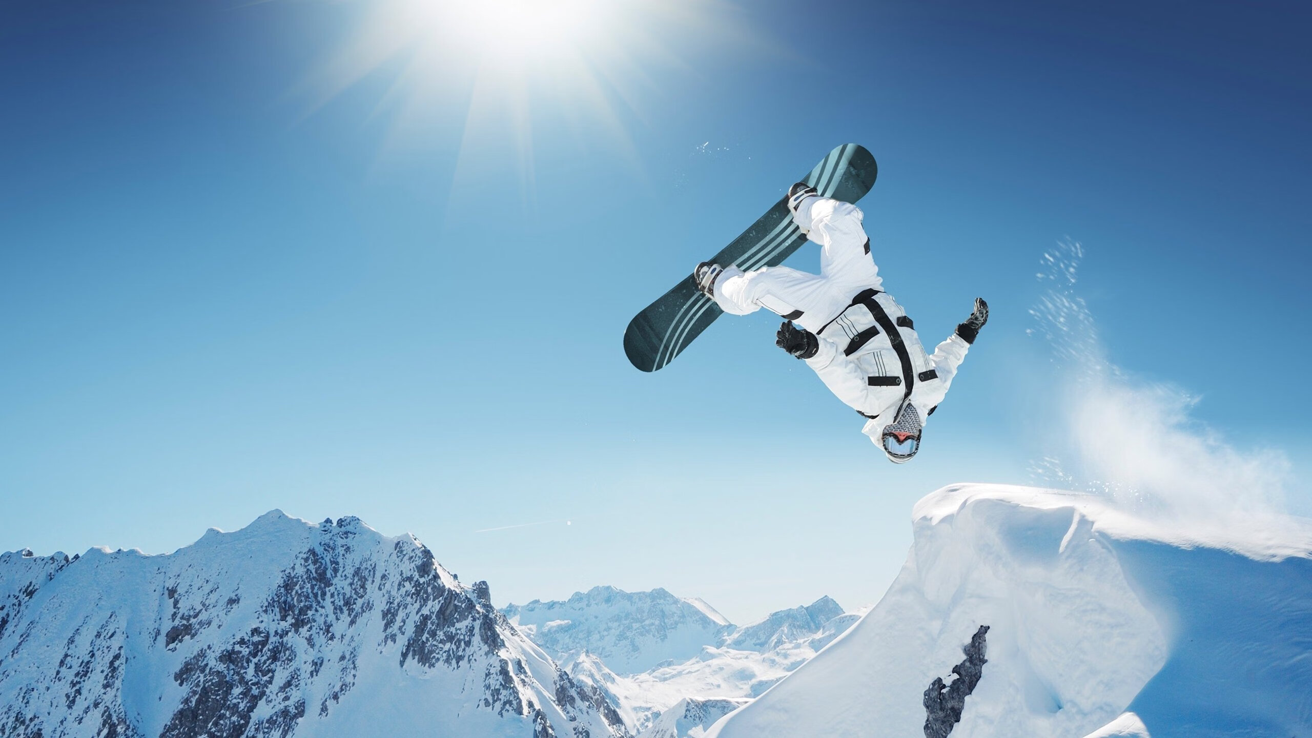 综合格斗赛场焦点！意大利队对阵英格兰队，防守反击奏效，球队笑到最后